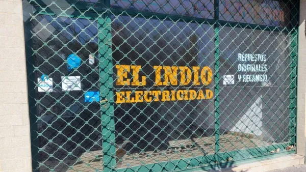 Local Comercial en J. J. Lastra al 1200