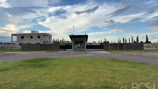 Terreno en Roque Saenz Peña este al 6100