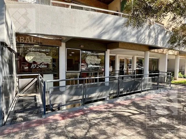 Local Comercial en Leloir al 200