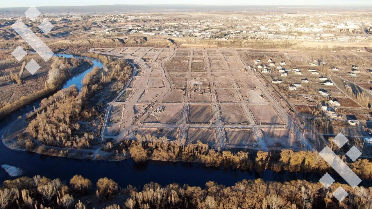 Terreno en Venta Lote comercial 834m2 Apto Desarrollo - Prima Terra - Centenario - Neuquen