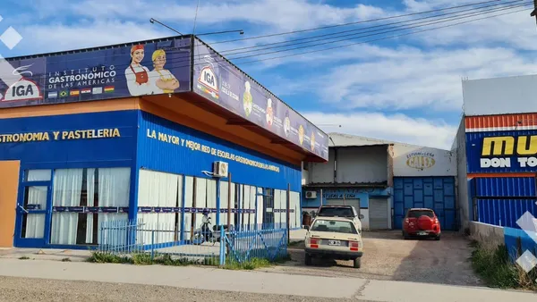 Galpon en VENTA: GALPON + OFICINAS Y SALON VIDRIADO FRENTE A RUTA 22 - GRAL. ROCA
