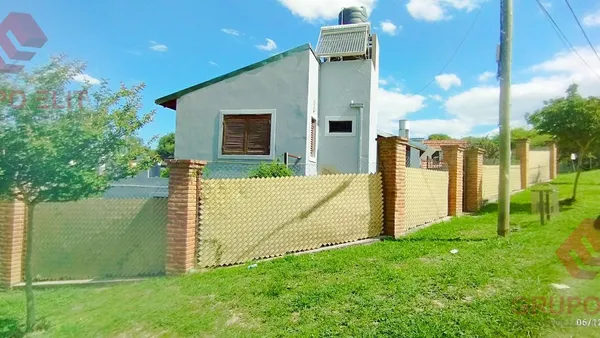 Casa en Juncal esquina Varela