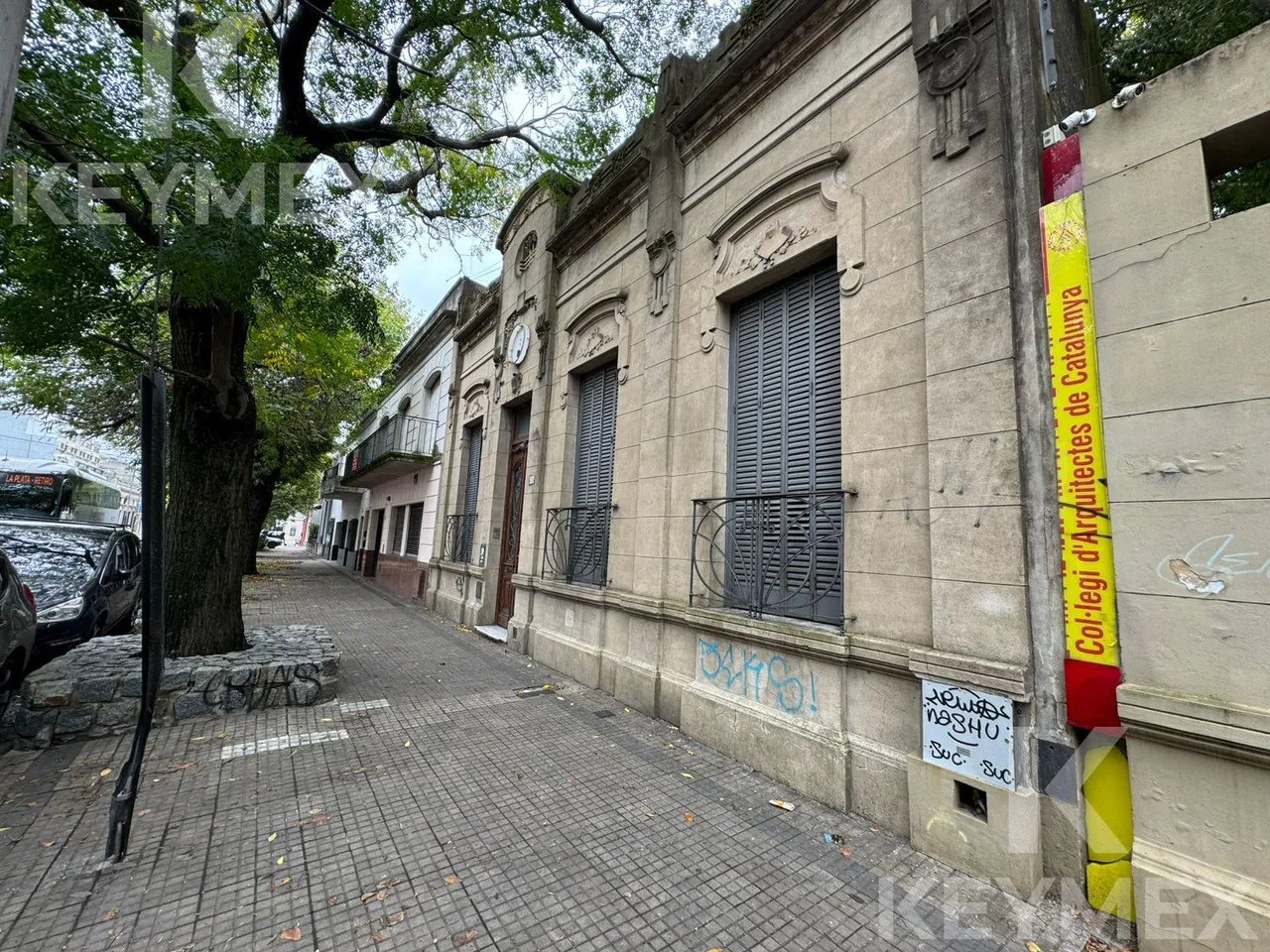 Casa en 3 entre diagonal 74 y 41 - Alquiler con destino comercial