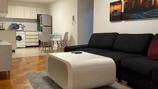 Departamento en Colombres al 721