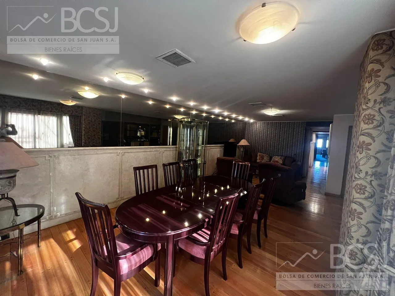 Departamento en Rivadavia oeste al 200