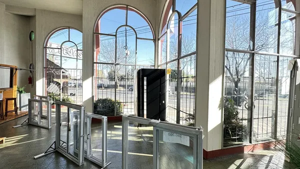 Local Comercial en Rivadavia al 21000