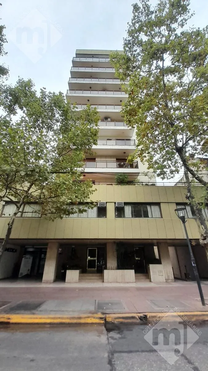Departamento en 3 de Febrero al 961
