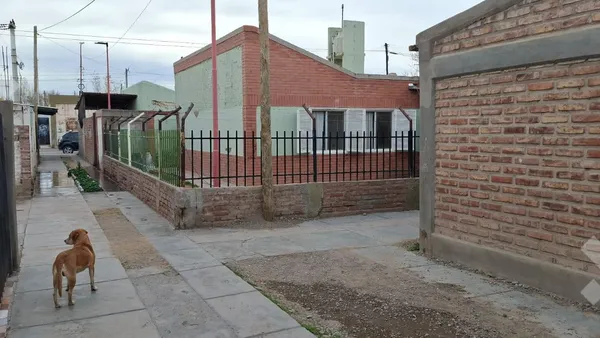 Casa en En Venta, Casa 3 dorm. B° Fonavi - Senillosa