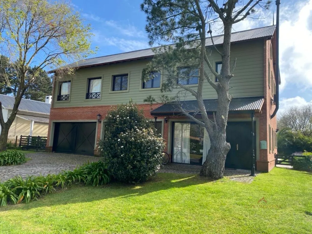 Casa en Ah Jorge Newbery al 5000