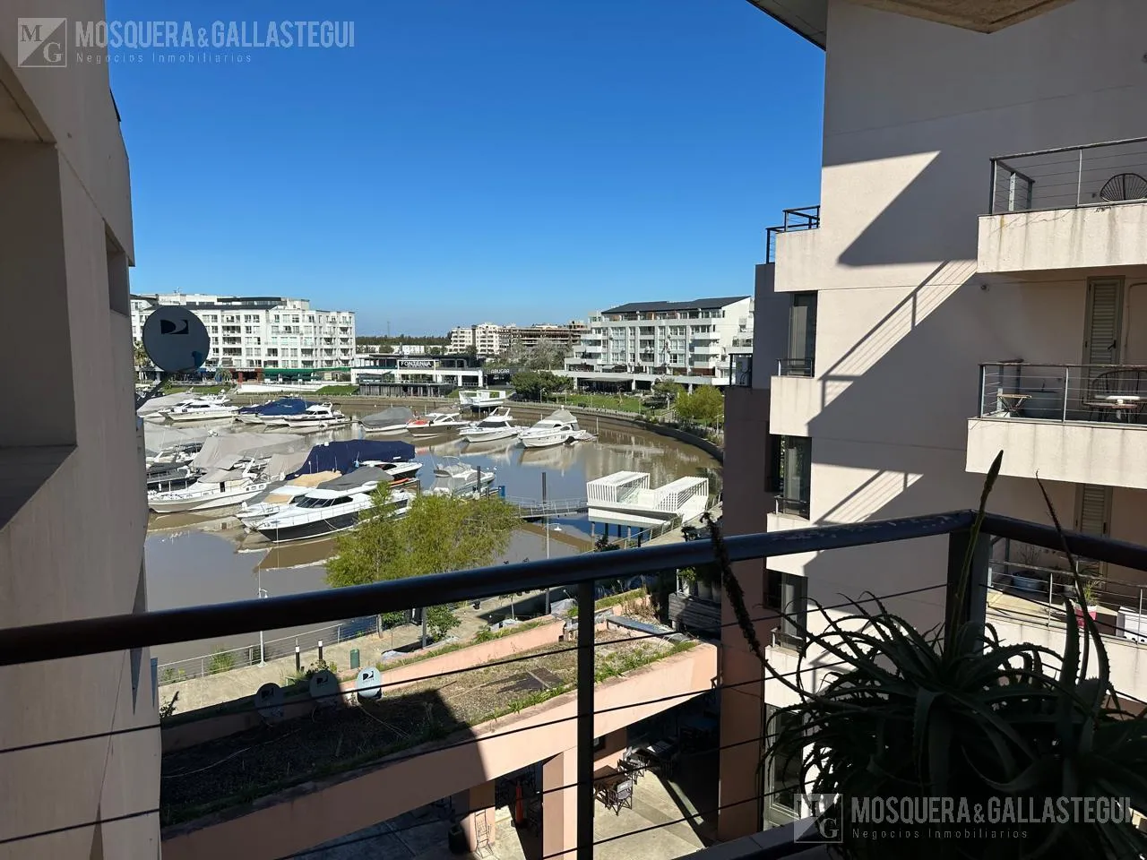 Departamento en Av del mirador al 200
