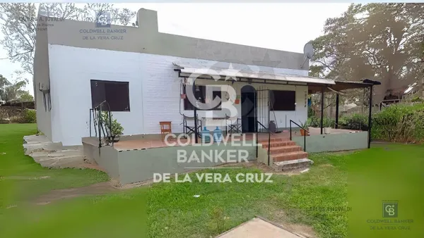 Casa en CASA Y QUINCHO EN ARROYO LEYES - CON BAJADA AL RIO