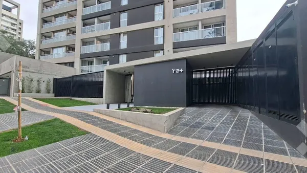 Departamento en Venta Departamento 3 Dormitorios c/ Cochera Torre R2+ - Neuquén Capital