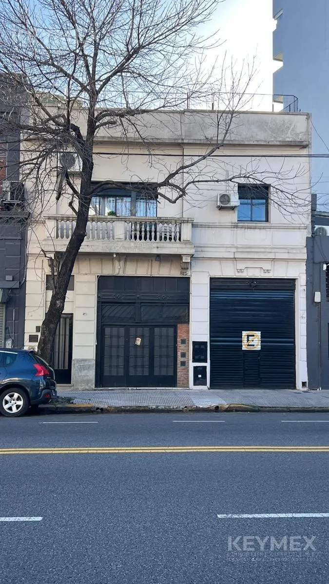 Casa en Av Triunvirato al 3200