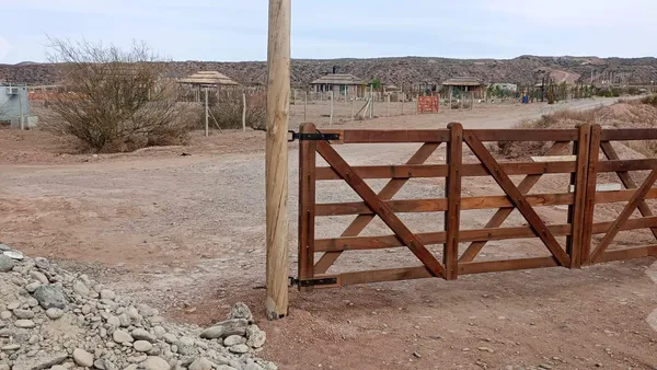 Terreno en VENTA LOTE 700M2 VILLA ECOLOGICA RIO BARDA - ISLA JORDAN, CIPOLLETTI