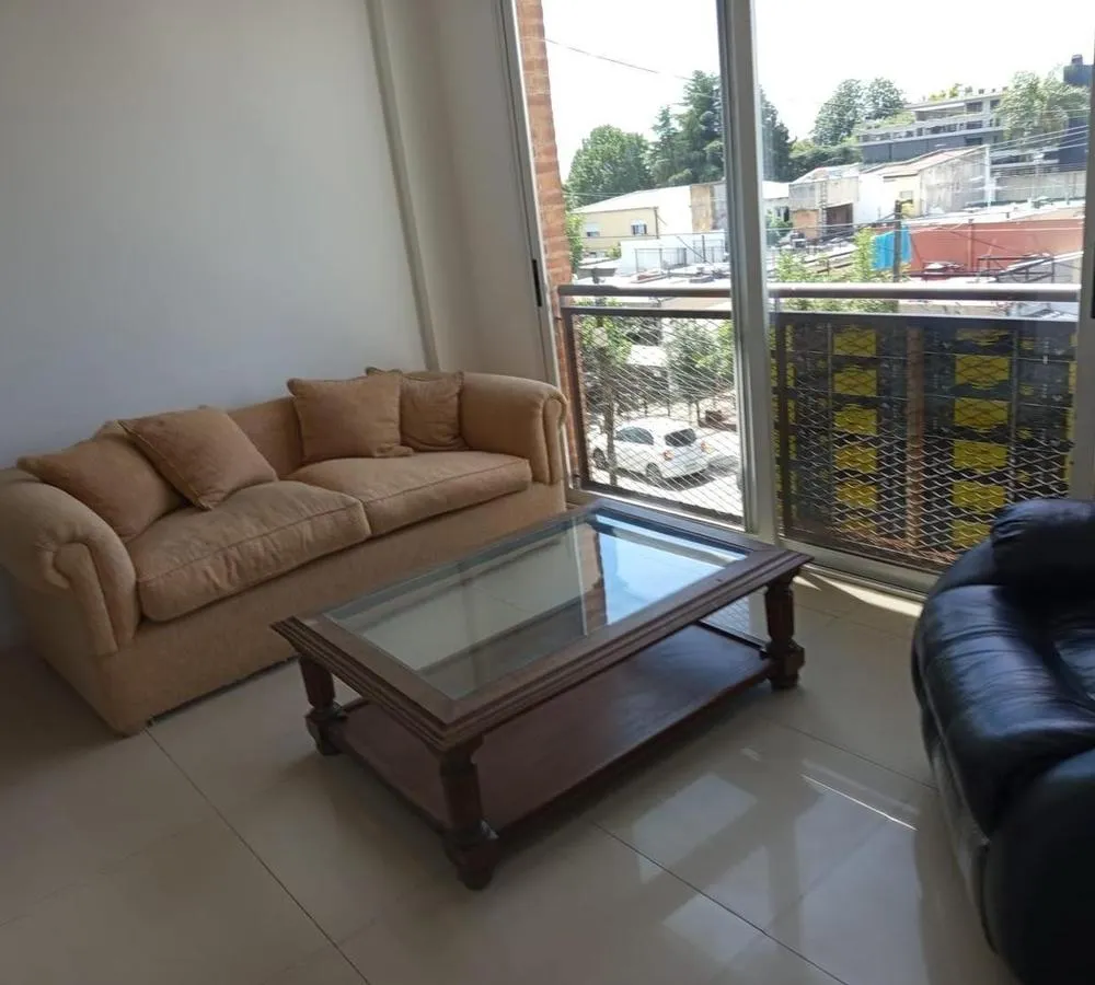Departamento en Aristóbulo Del Valle 300 2°