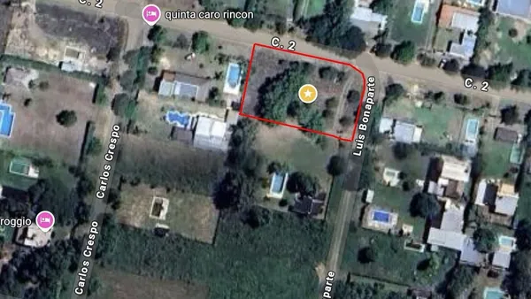 Terreno en Gran terreno en esquina en Calle 2 esq, Luis Bonaparte (Ruta 1)