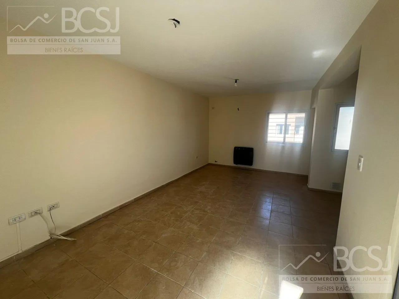 Departamento en Sargento Cabral y Salta