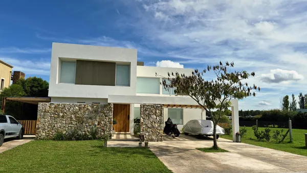 Casa en Los Arenales 1110, Belén de Escobar, Provincia de Buenos Aires