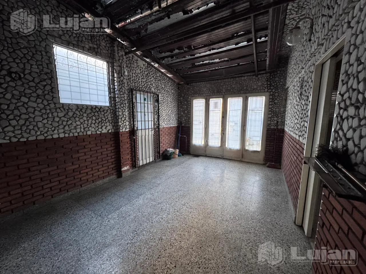 Departamento en José León Suarez al 3200