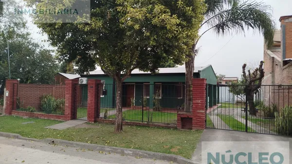 Casa en Carlos Gardel 2160