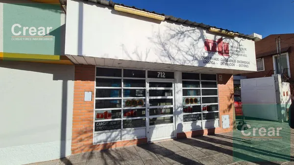Local Comercial en Roca al 700