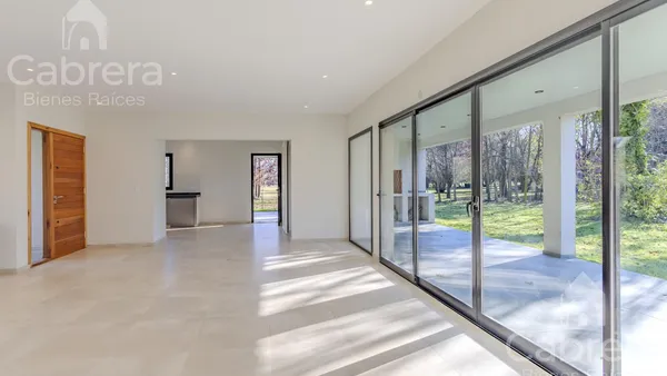 Casa en Estancia Las Malvinas