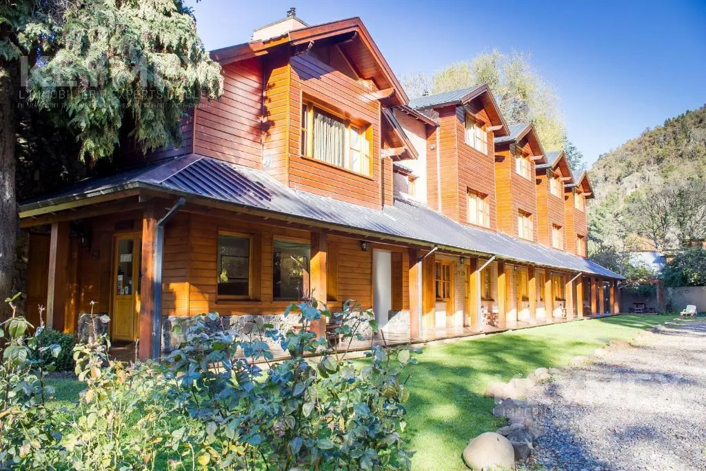 Hotel en Rivadavia al 400