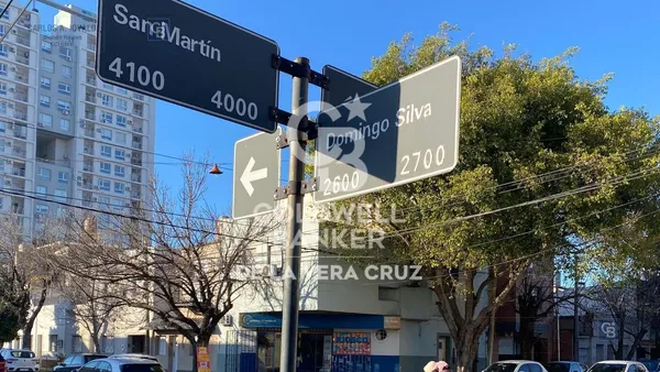 Casa en Departamento en PA con Dos Locales Comerciales PB