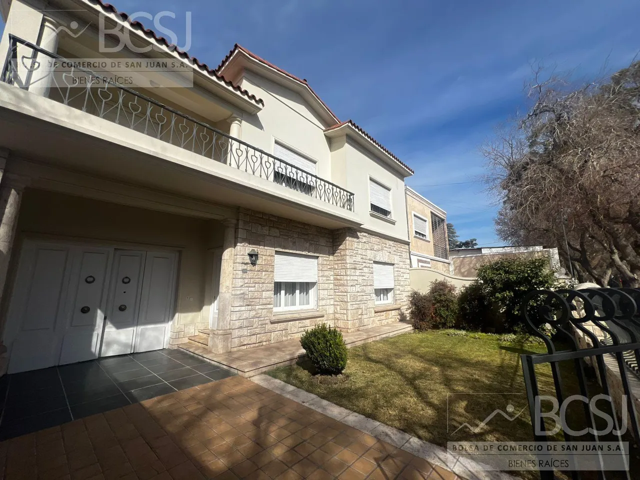Casa en San Luis oeste al 500