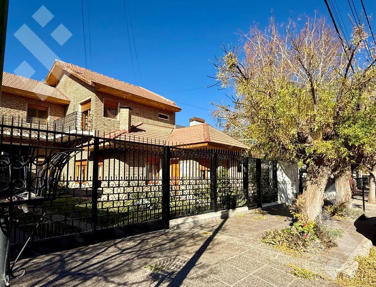 Casa en Saenz Peña al 300