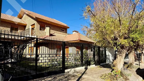 Casa en Saenz Peña al 300
