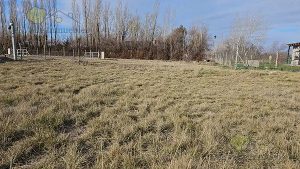 Terreno en Armando Tejada Gómez al 200 Barrio 10 de Marzo Fernández Oro Provincia de Río Negro