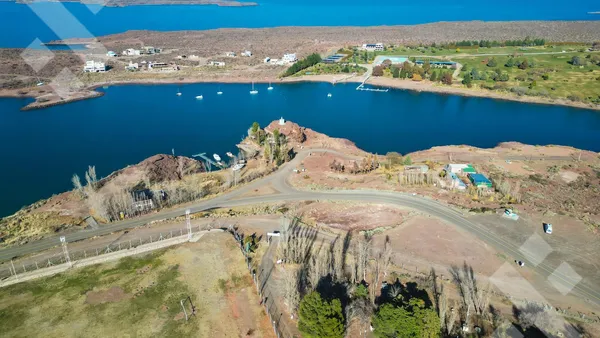 Terreno en VENTA LOTE 5.000 m² (CON COSTA DE LAGO) VILLA EL CHOCÓN, NEUQUEN