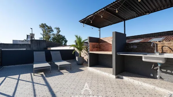 Departamento en Triunvirato al 5800