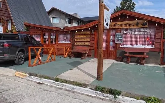 Casa en Casa, Cabaña y Local comercial en Epuyen\u002D (FZ-35)