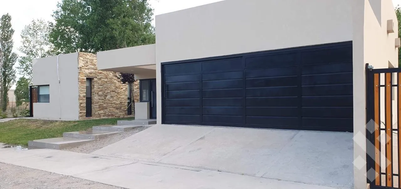 Casa en Venta Casa 2 dormis - Bº El Ceibal - Plottier