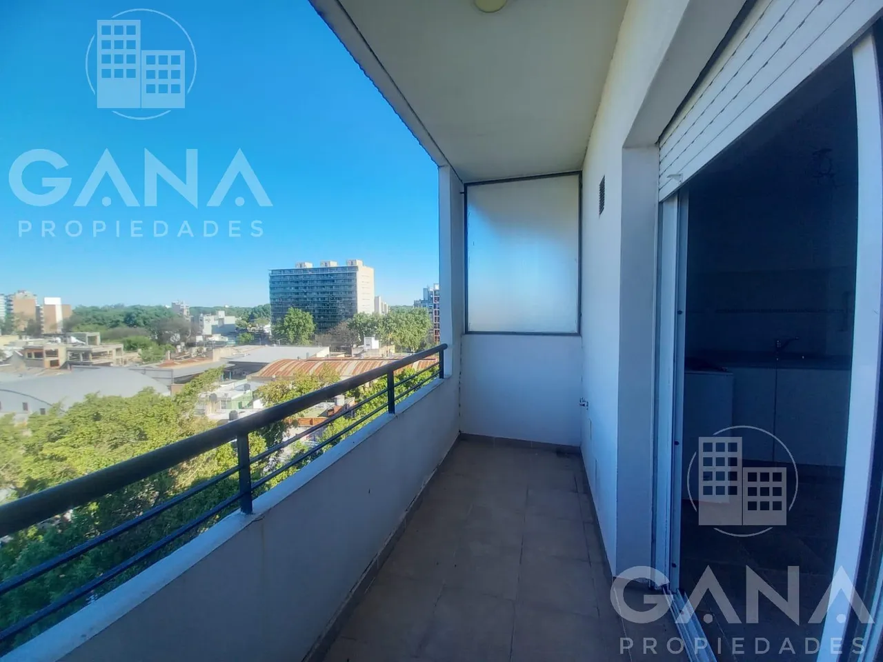 Departamento en Montevideo al 3800