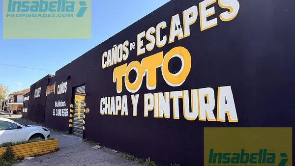 Local Comercial en Primera Junta esq. Salta