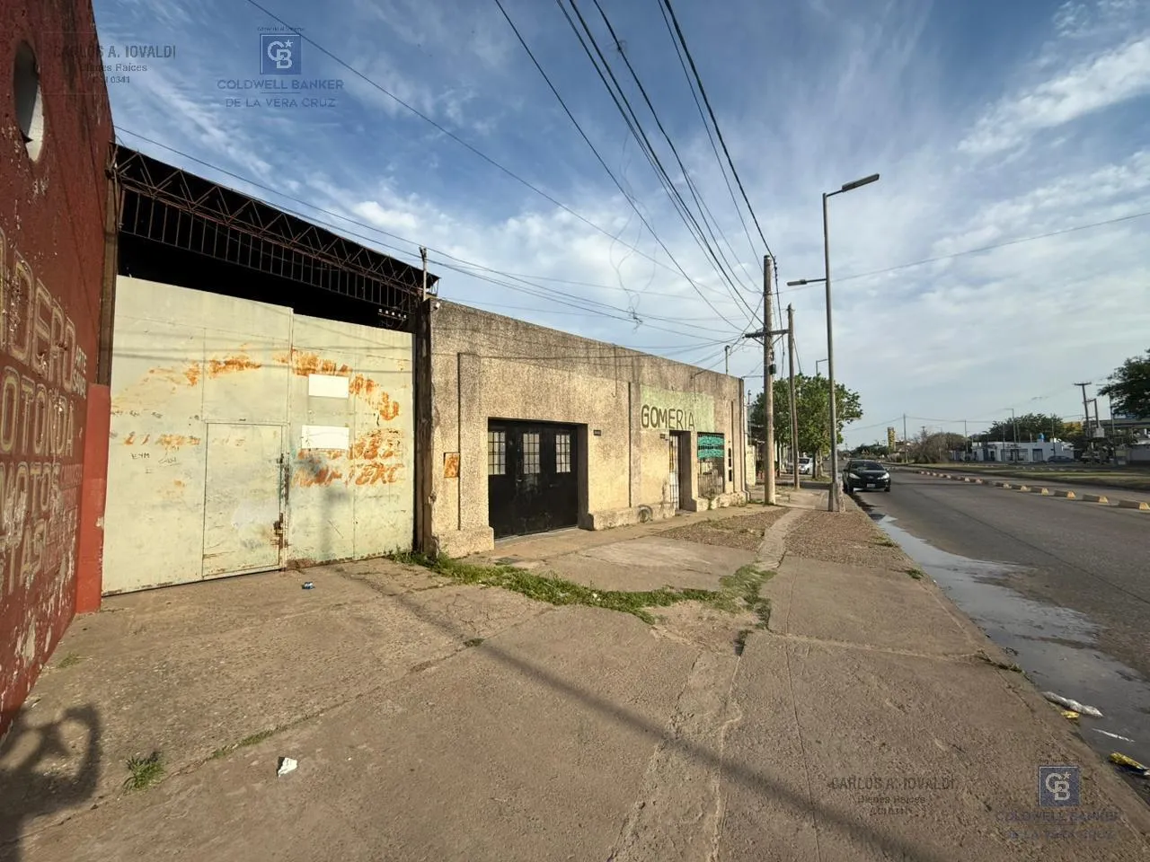 Terreno en Galpón y casa en Av. Blas Parera al 6000
