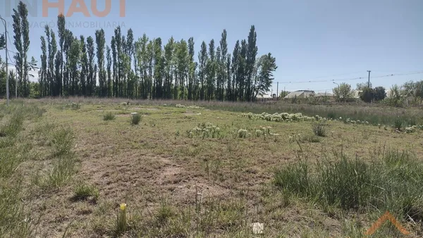 Terreno en Belgrano y Gran Malvinas. Los Juanes