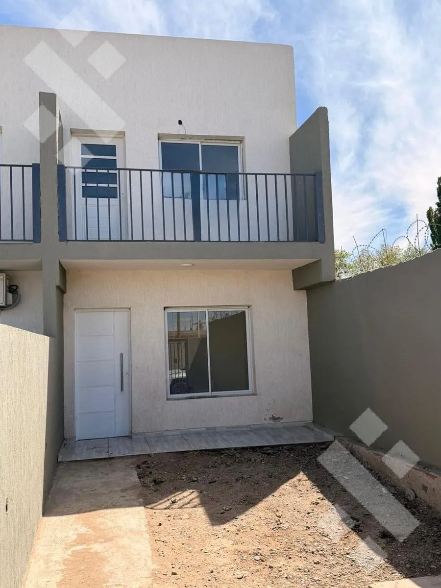 Departamento en VENTA DUPLEX (A ESTRENAR) 2 DORMITORIOS - B° AYRES DEL LIMAY, PLOTTIER