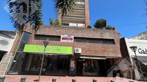 Local Comercial en Constitucion al 600