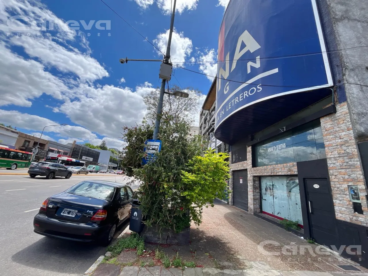 Local Comercial en Maipú al 2200