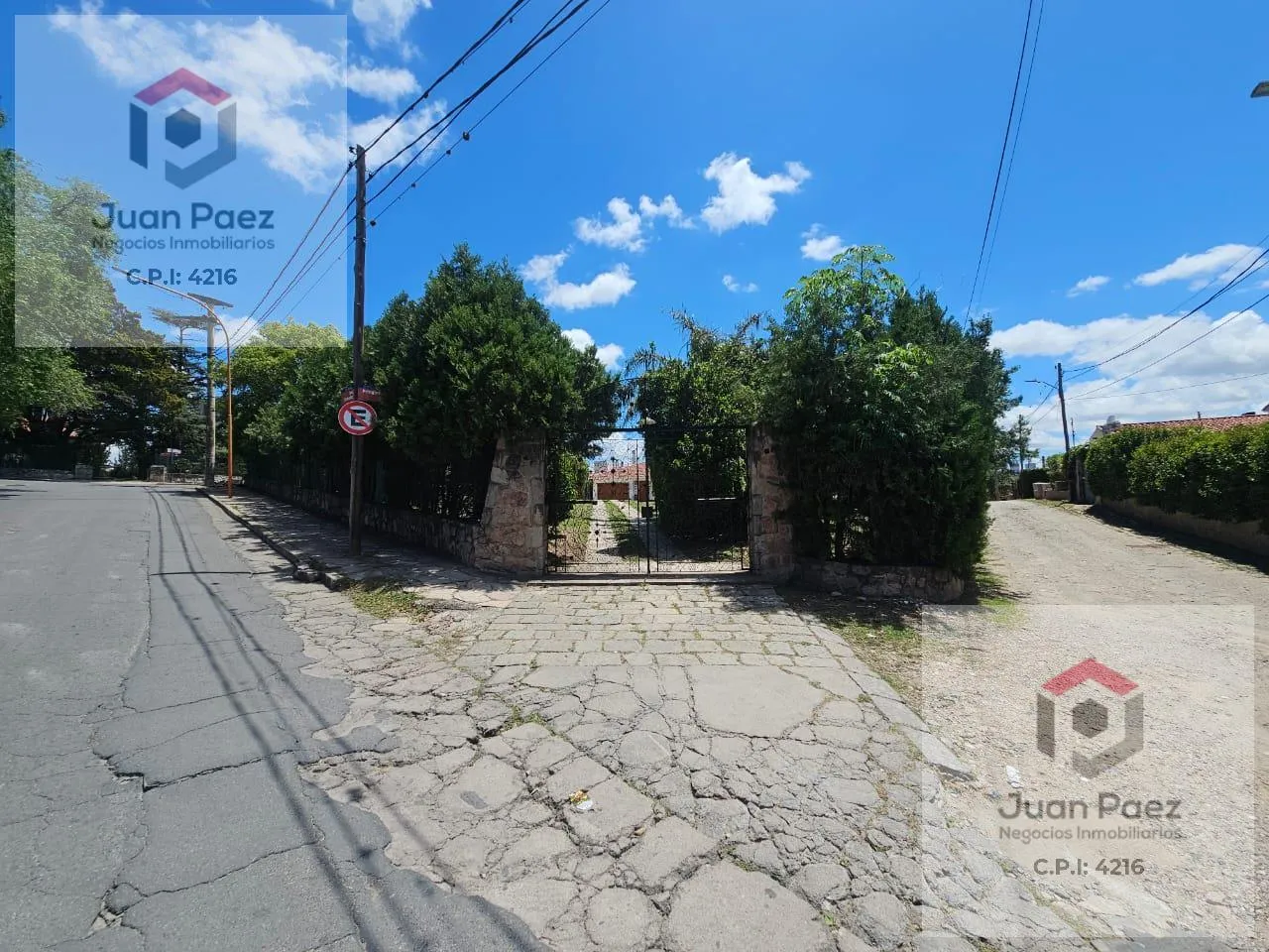 Casa en JOSE HERNANDEZ al 400