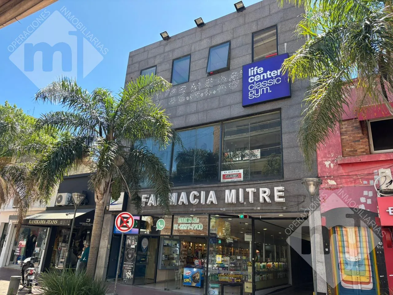 Local Comercial en Constitucion al 600