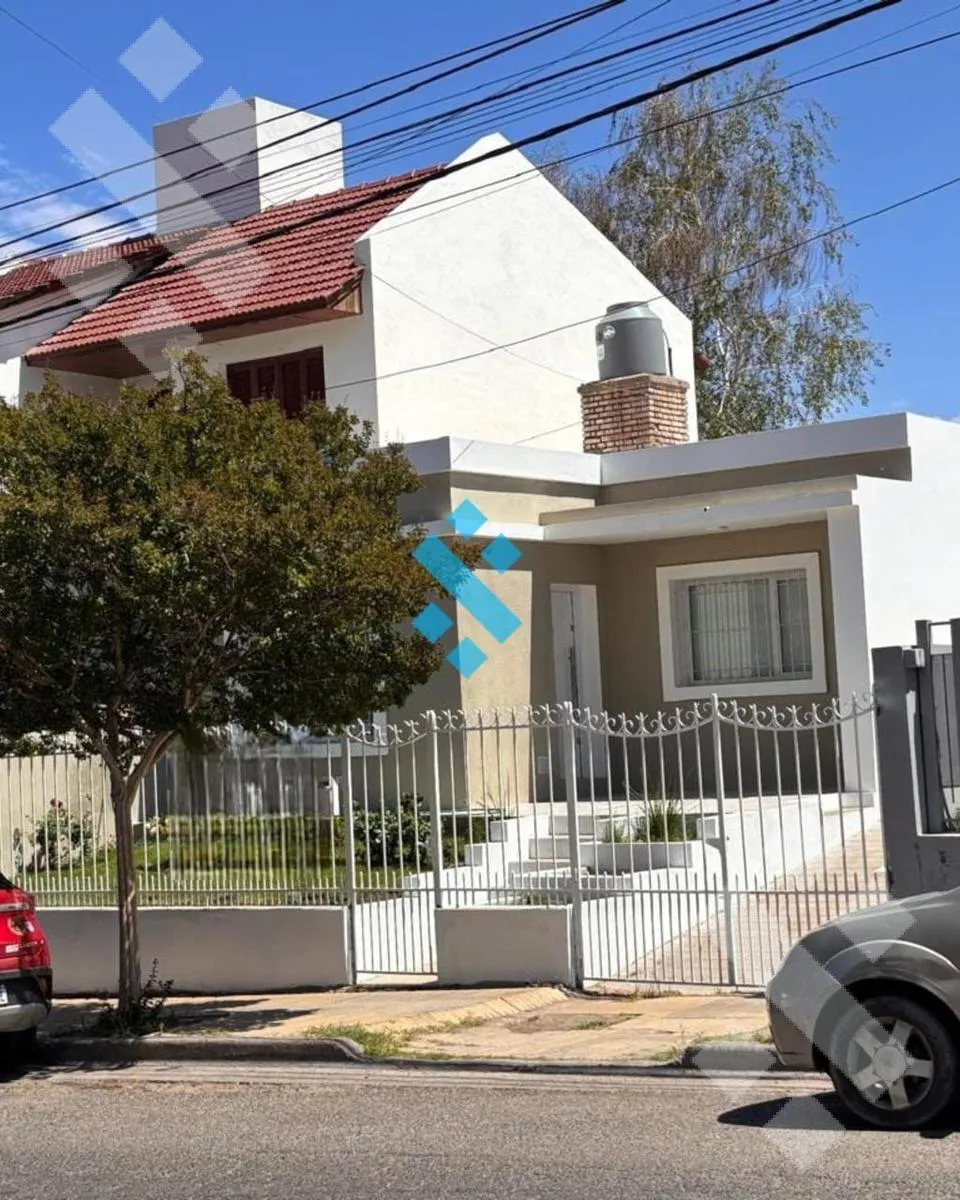 Casa en jujuy al 600