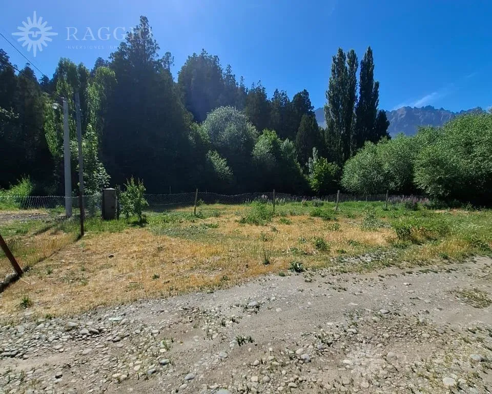 Terreno en Lote de 700 m2 en el centro de El Bolsón (SO-72)