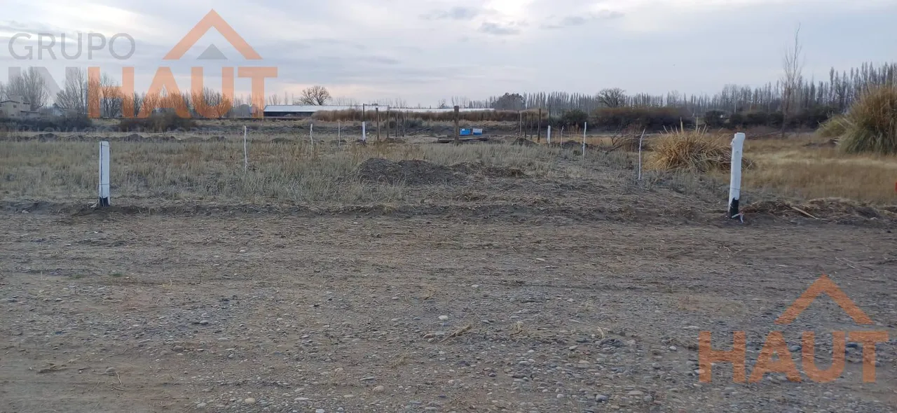 Terreno en Jardines del Limay China muerta