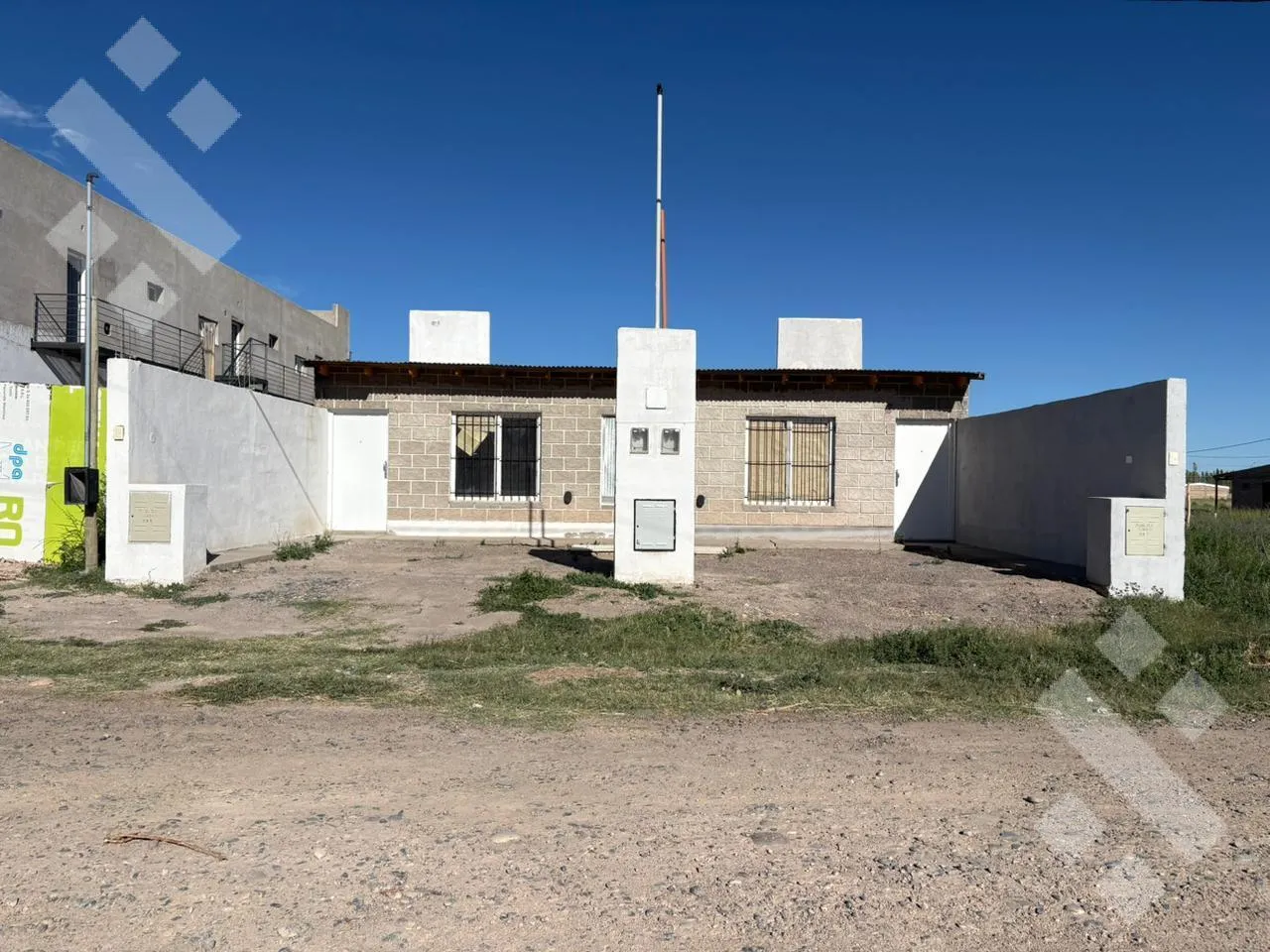 Casa en VENTA CASA 2 DORMITORIOS (EN PH) - B° LA MARTINA II - GRAL, ROCA