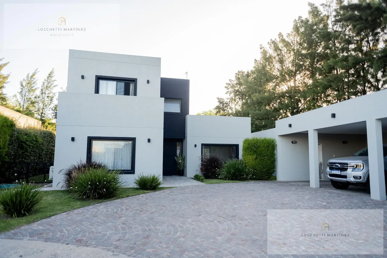 Casa en CALLE 47 6767